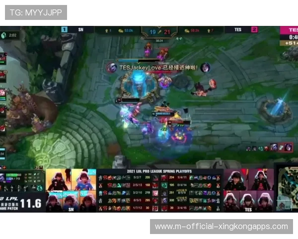 TES中路支援更快，边路一波打出三杀